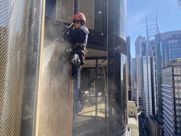 Facade and Glazing Cleaning